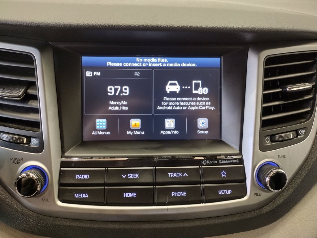 Used 2018 Silver Hyundai SEL image 28