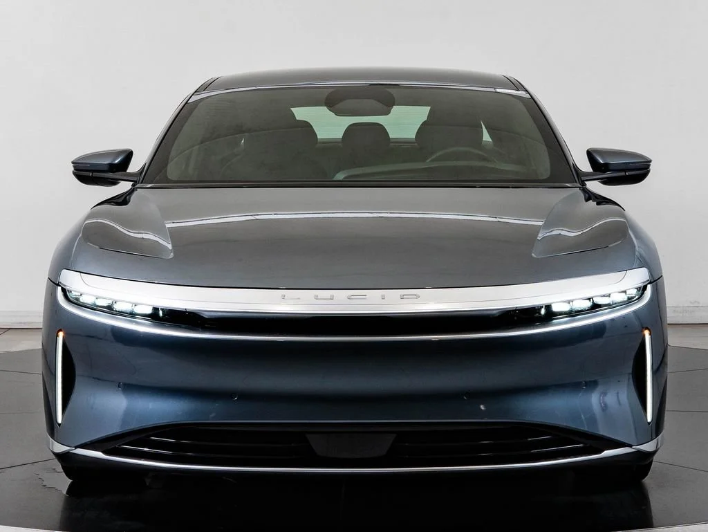 Used 2024 Gray Lucid Touring image 2