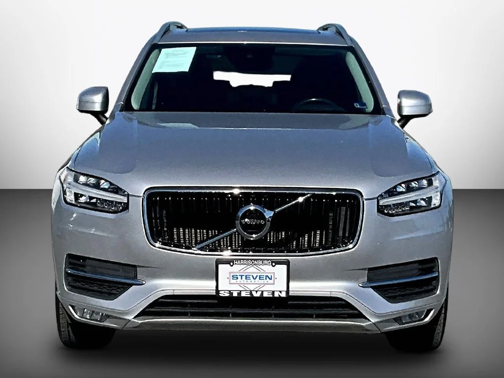 Used 2019 Silver Volvo T6 Momentum image 2