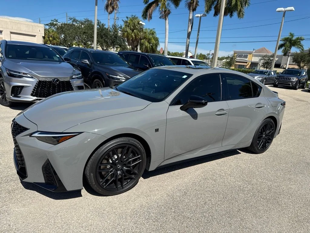 Certified Used 2024  Lexus 500 F SPORT Performance Premium image 3