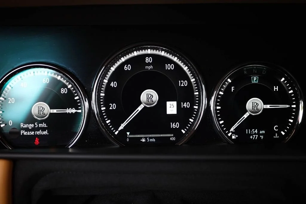 Used 2022 Gunmetal Rolls-Royce Base image 28