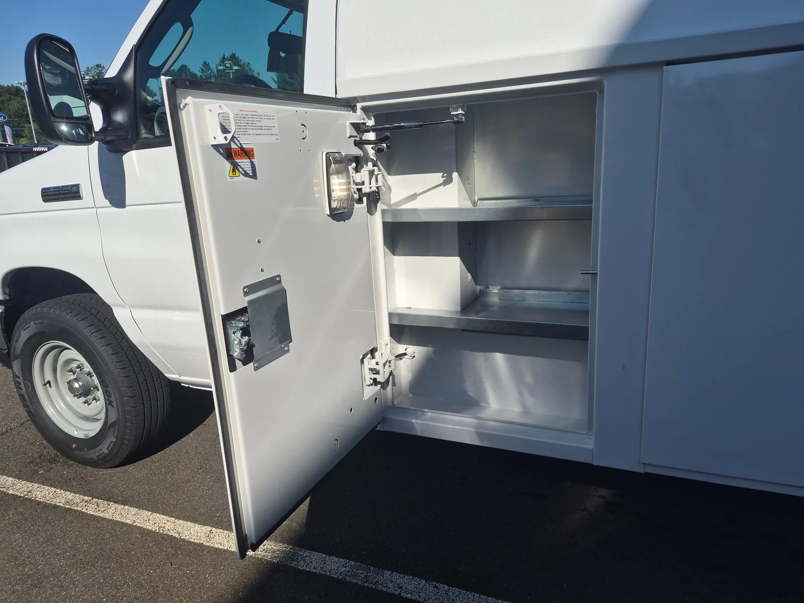 New 2027 Oxford White Ford CSV BODY image 5