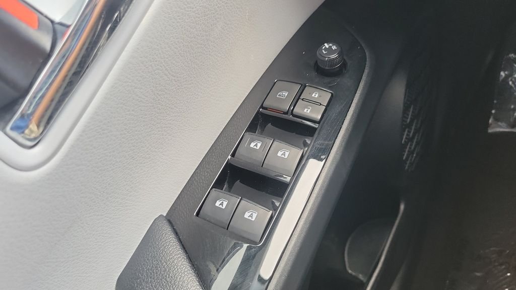 Certified Used 2017 White Toyota Four Touring image 18