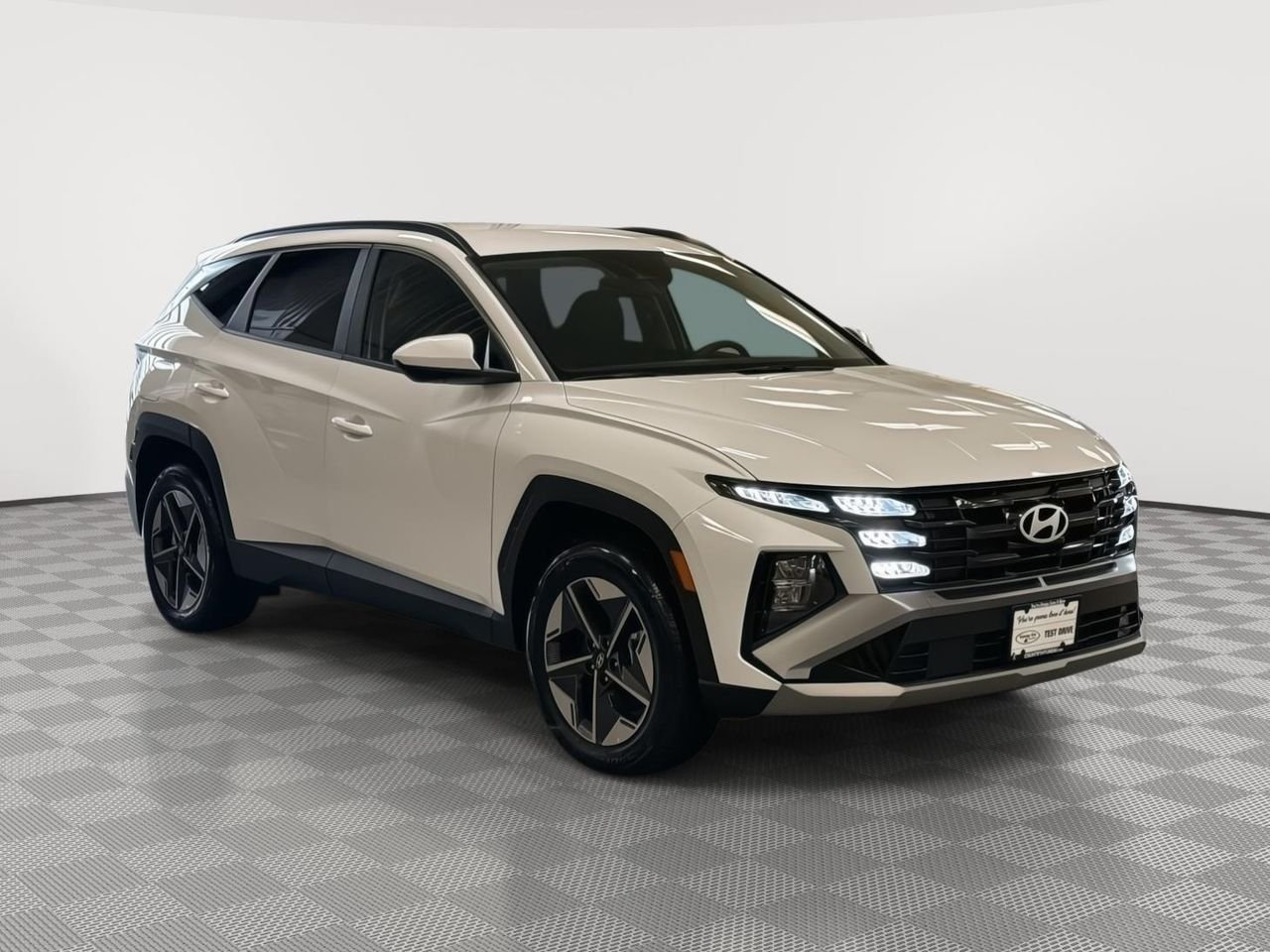 New 2025 Creamy White Pearl Hyundai SEL image 33