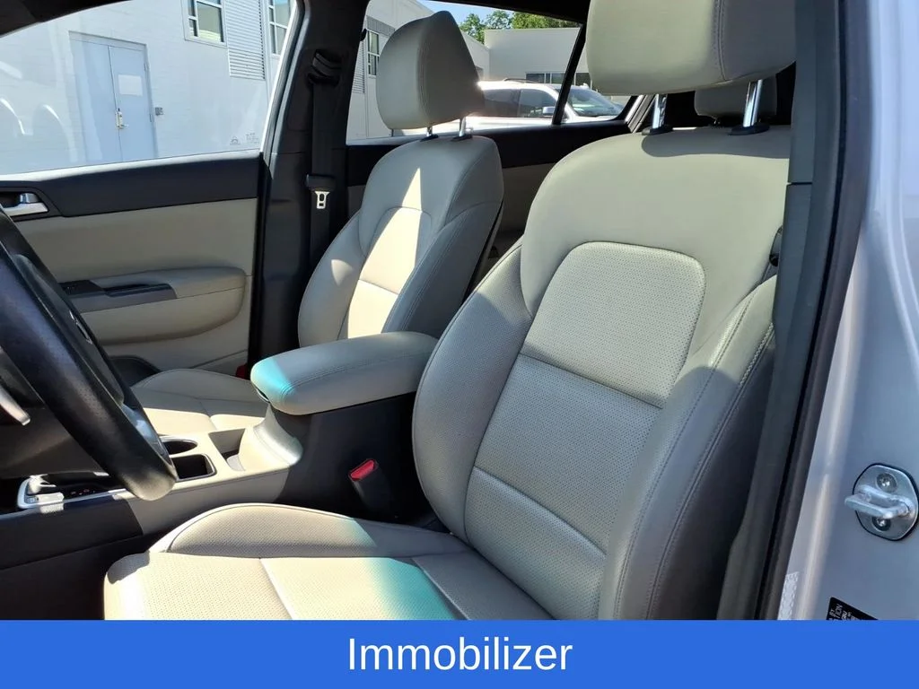 Used 2020 Silver Kia S image 17