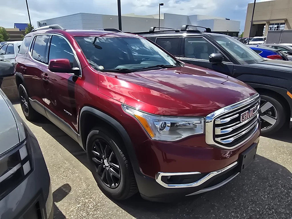 Used 2018 Crimson Red Tintcoat GMC SLT image 18