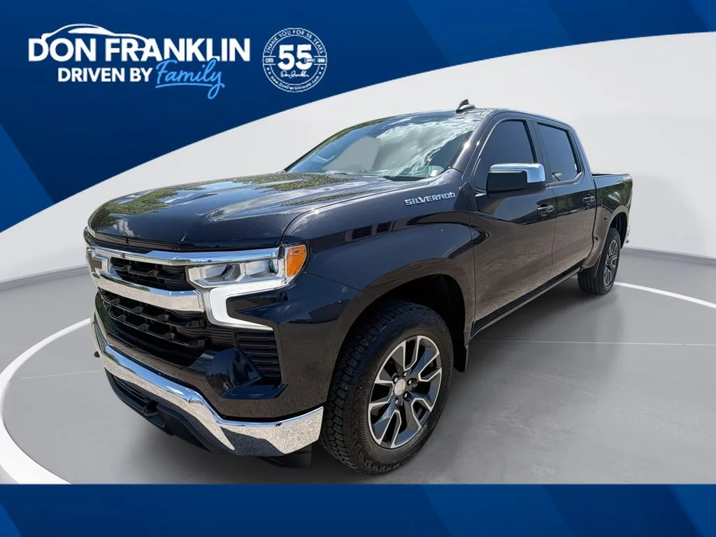Used 2023 Gray Chevrolet LT image 1