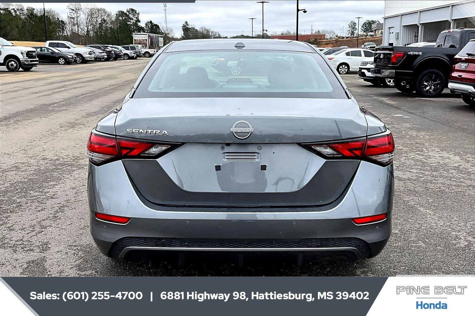 Used 2025 Gun Metallic Nissan SV image 4