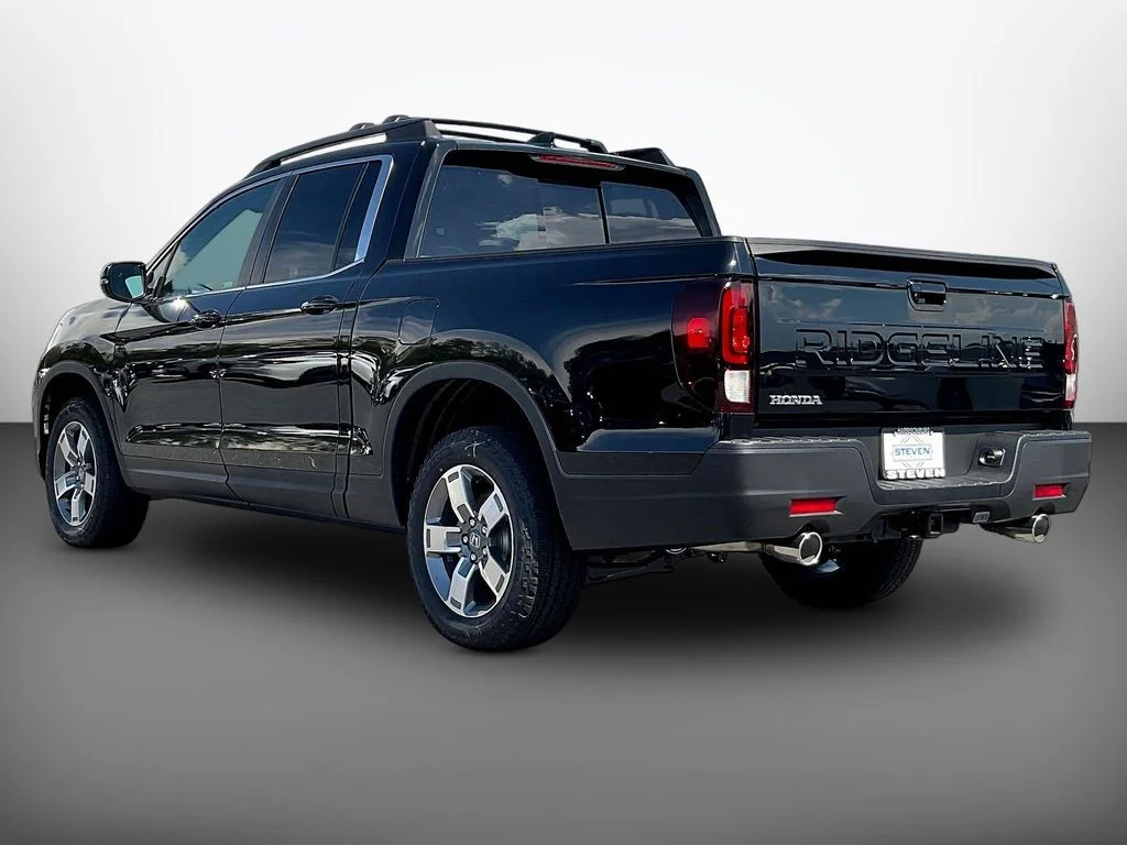 New 2026 Crystal Black Pearl Honda RTL image 4