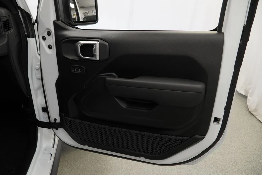 New 2026 Bright White Clearcoat Jeep Willys image 30