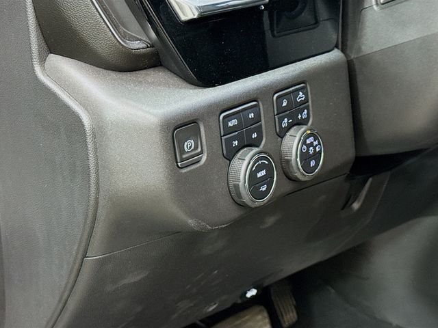 Used 2022 White Chevrolet LT Trail Boss image 10