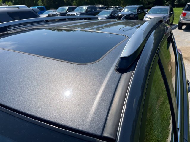 Used 2017 Magnetic Gray Metallic Toyota XLE image 3