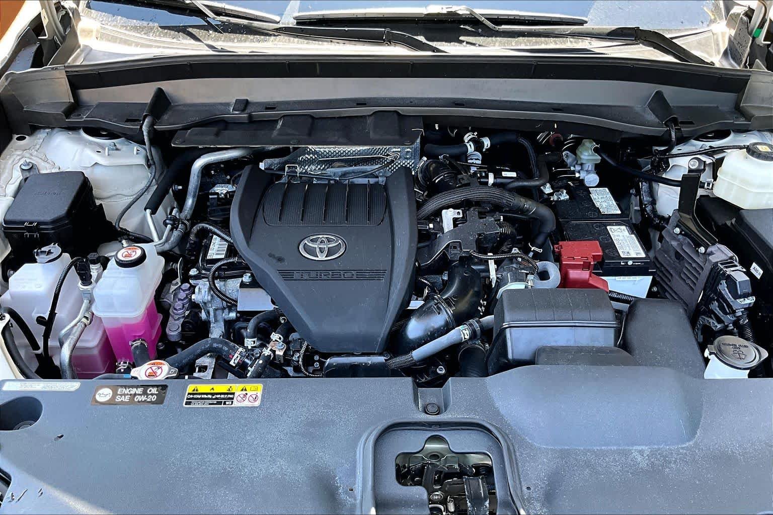 Used 2024 Coastal Cream Toyota Platinum image 32