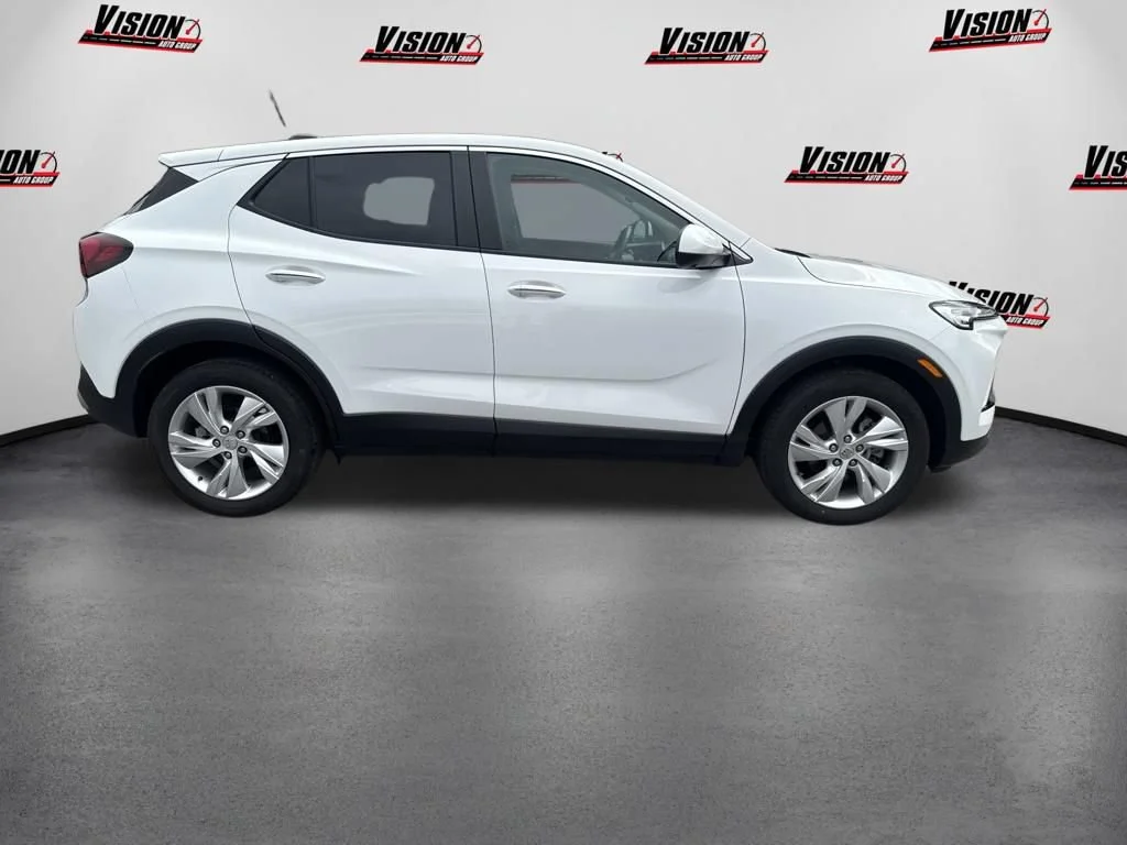 Used 2024 Summit White Buick Preferred image 4