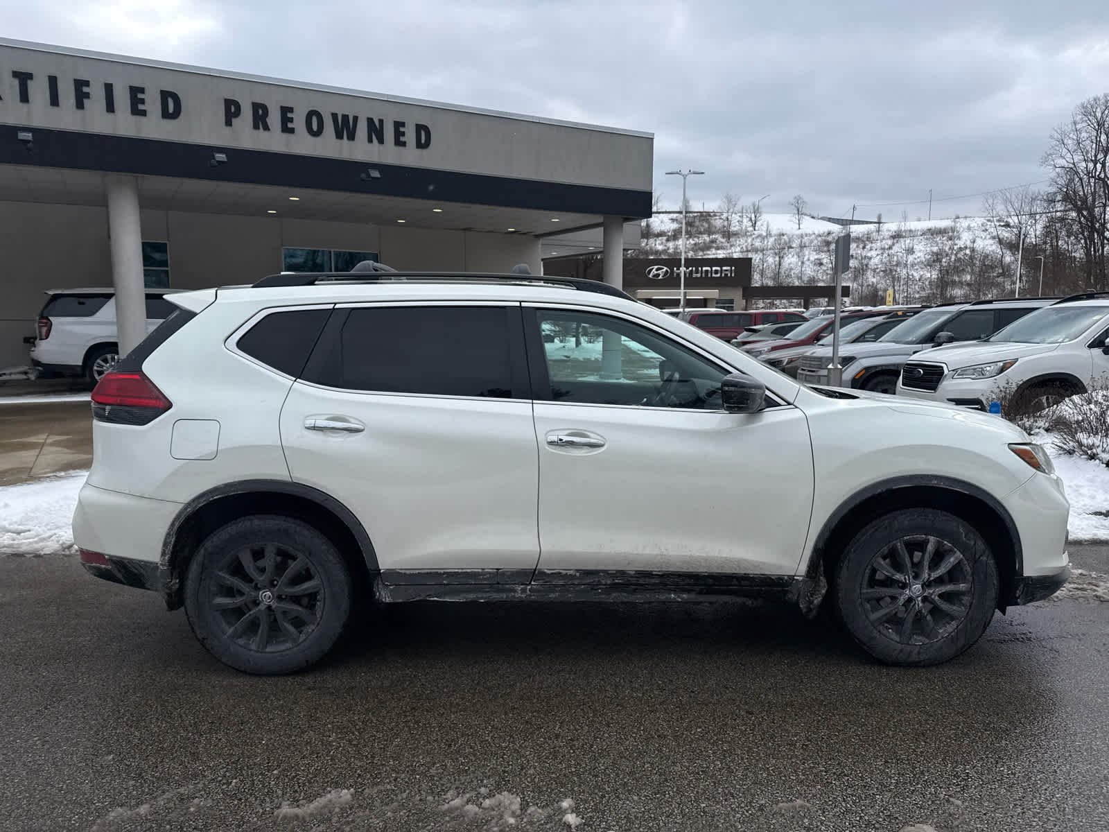 2017 Nissan Rogue SV