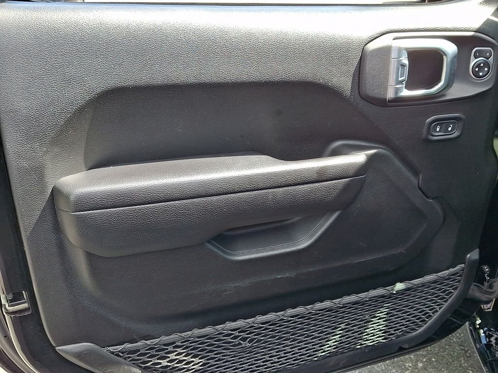 Used 2024 Black Jeep Sport S 4xe image 12