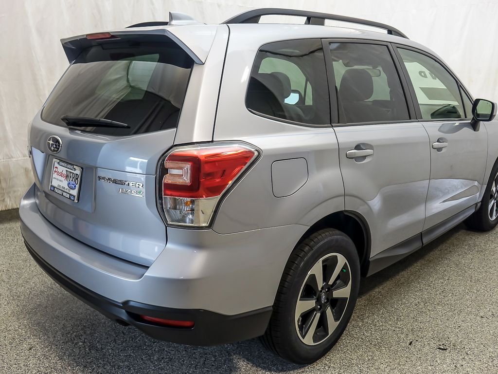 Certified Used 2017 Ice Silver Metallic Subaru 2.5i Premium image 7