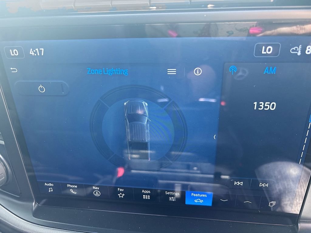 Used 2024  Ford Lariat image 34