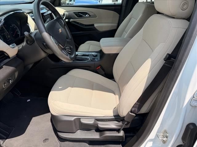 Used 2023 White Chevrolet LS image 9