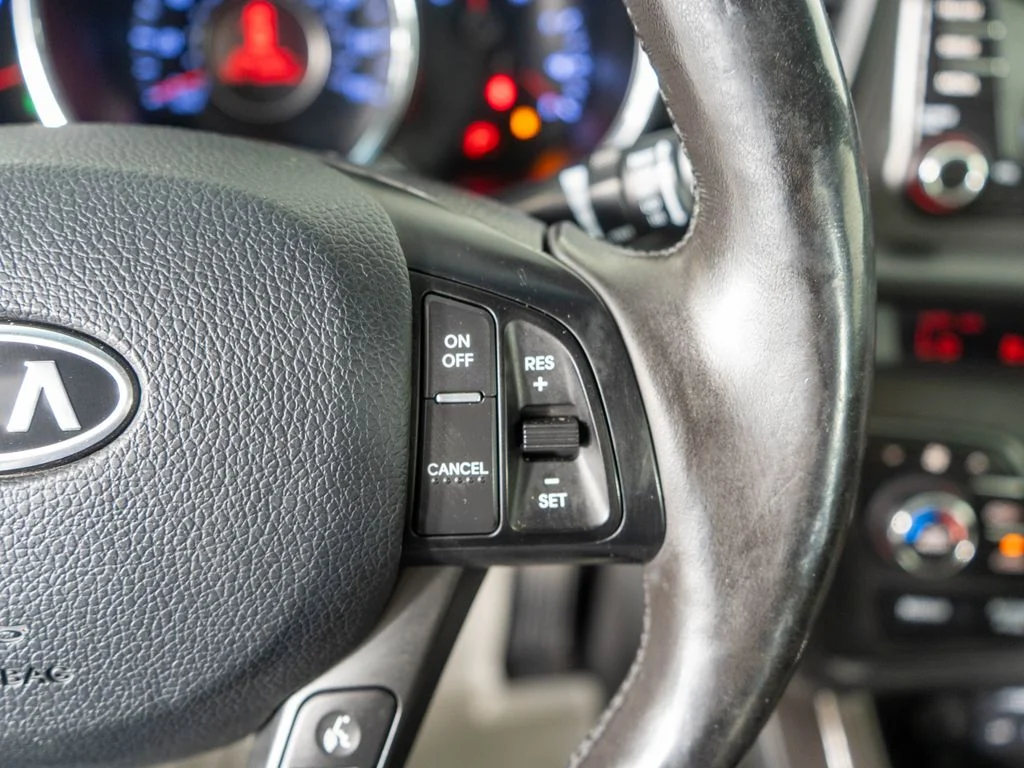 2012 Kia Optima EX - Photo 19