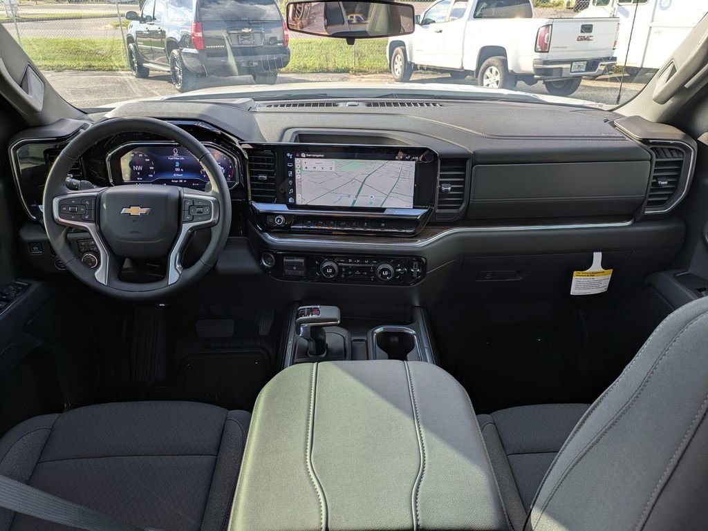 2025 Chevrolet Silverado 1500 LT - Photo 30