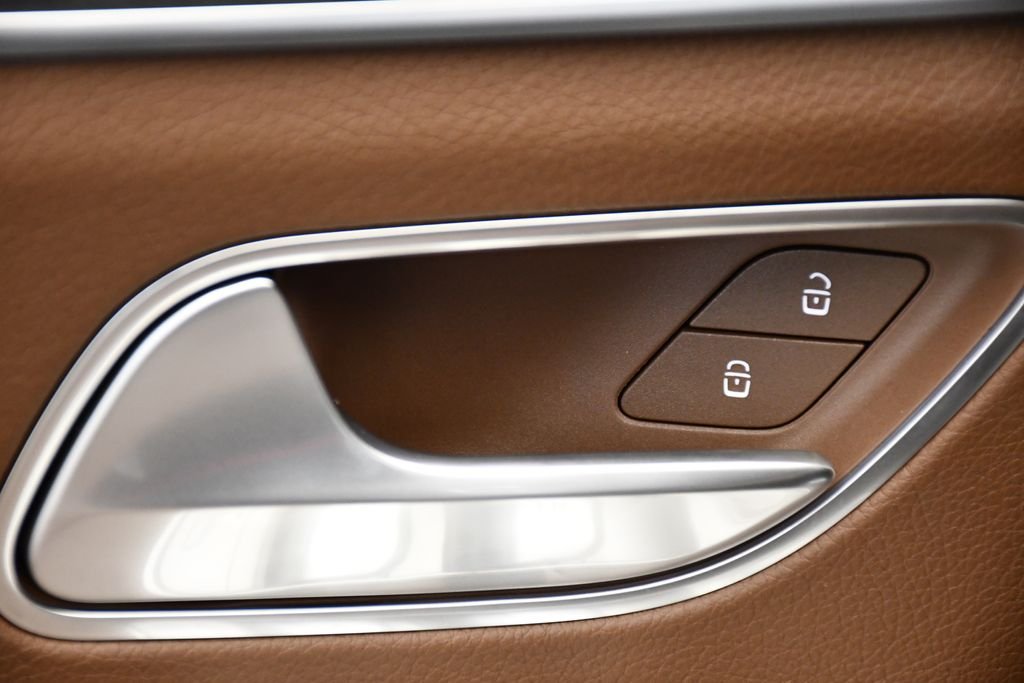 2025 Mercedes-Benz GLS Base - Photo 34