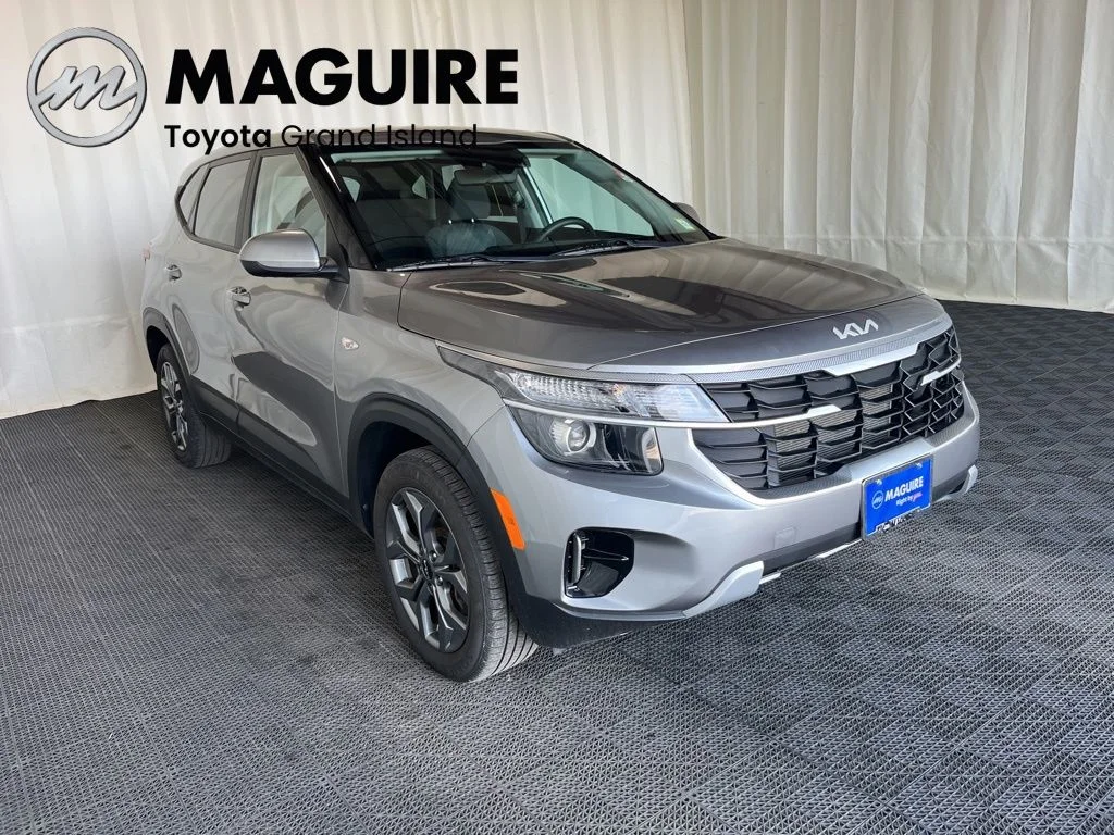 Used 2024 Gray Kia LX image 32