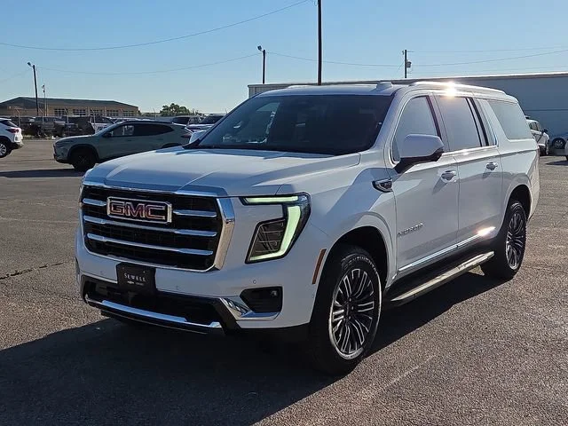 2026 GMC Yukon 4WD Elevation's photo
