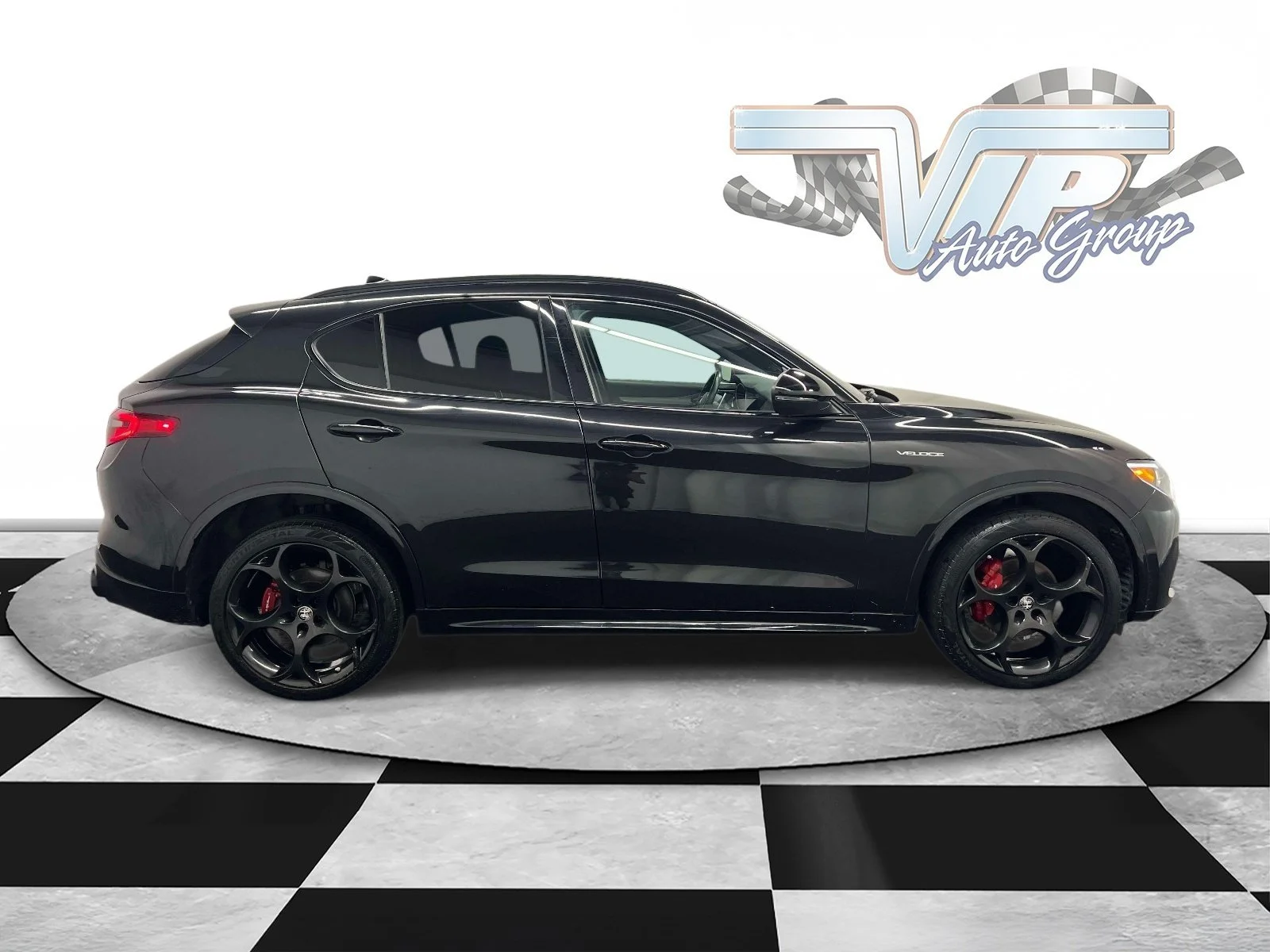 Used 2023 Vulcano Black Metallic Alfa Romeo Veloce image 5