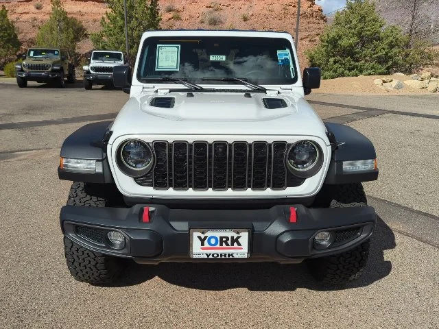 Used 2024 White Jeep Rubicon image 2
