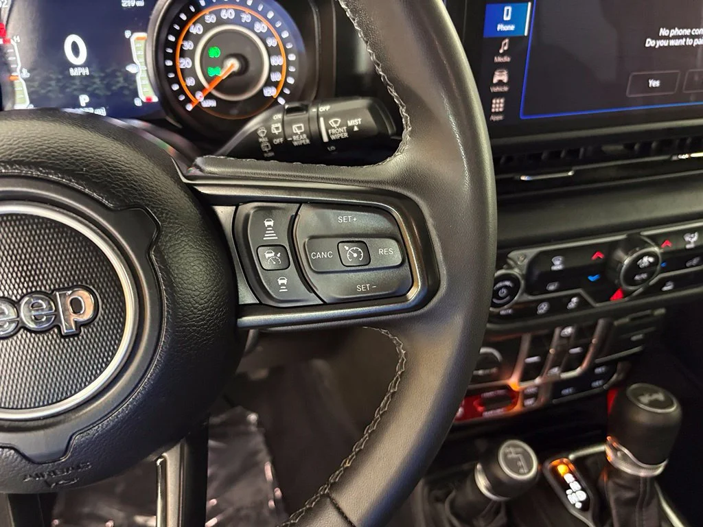 Used 2025 Black Jeep Rubicon image 20