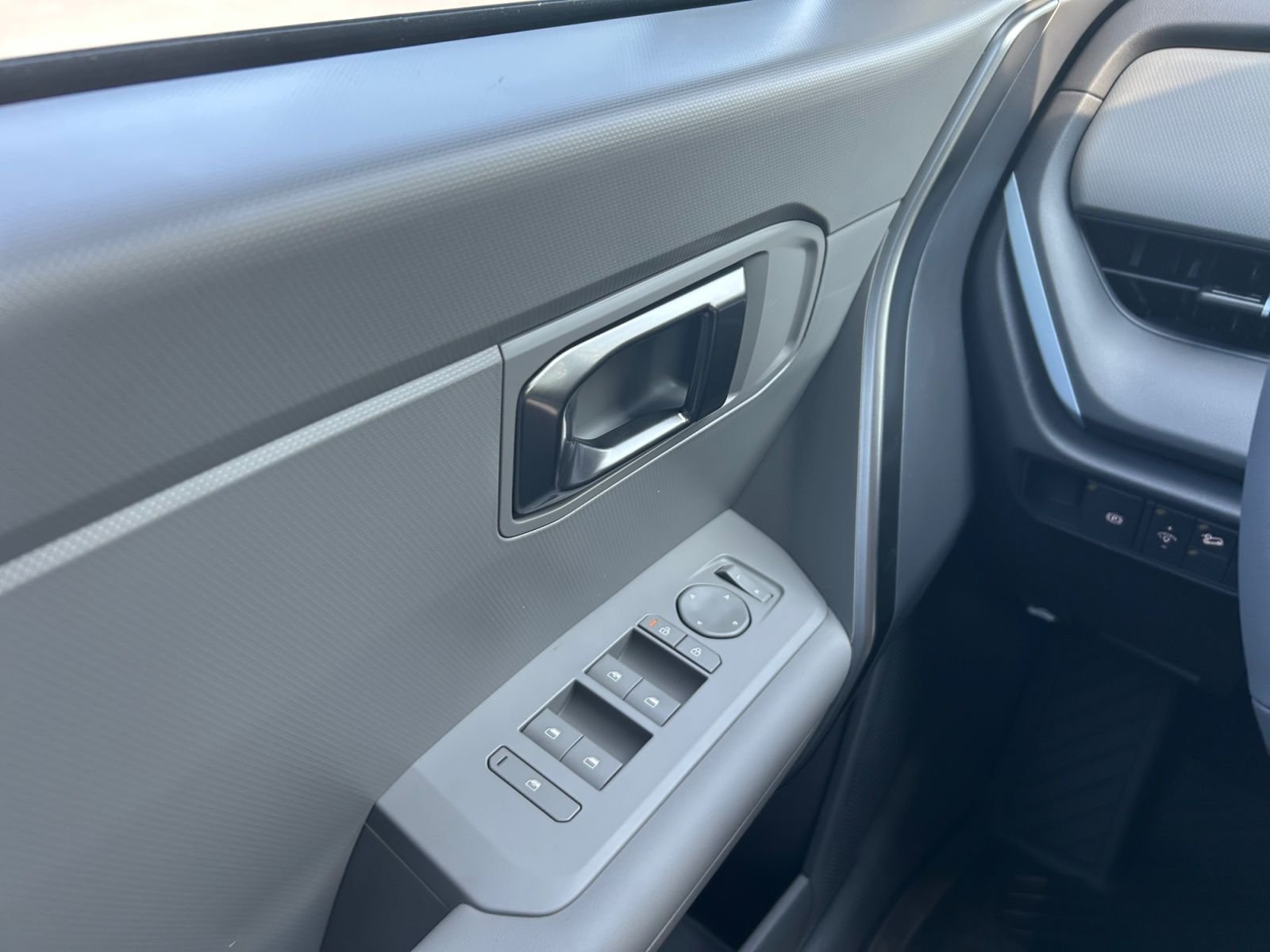 New 2027 Interstellar Gray Kia S image 22