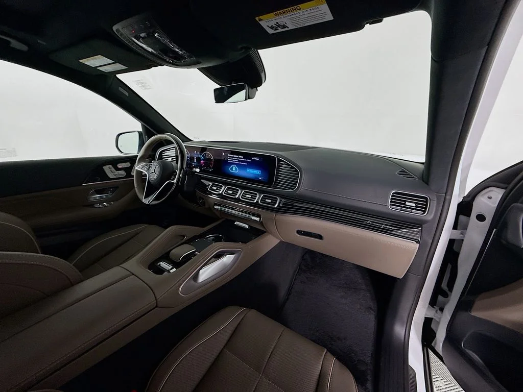 New 2026  Mercedes-Benz GLS 580 image 31