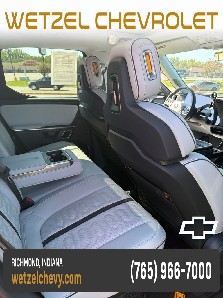 Used 2023 Blue Rivian Adventure image 36