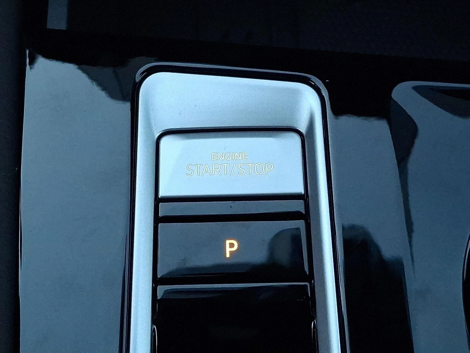2026 Volkswagen Atlas SE w/Tech - Photo 19