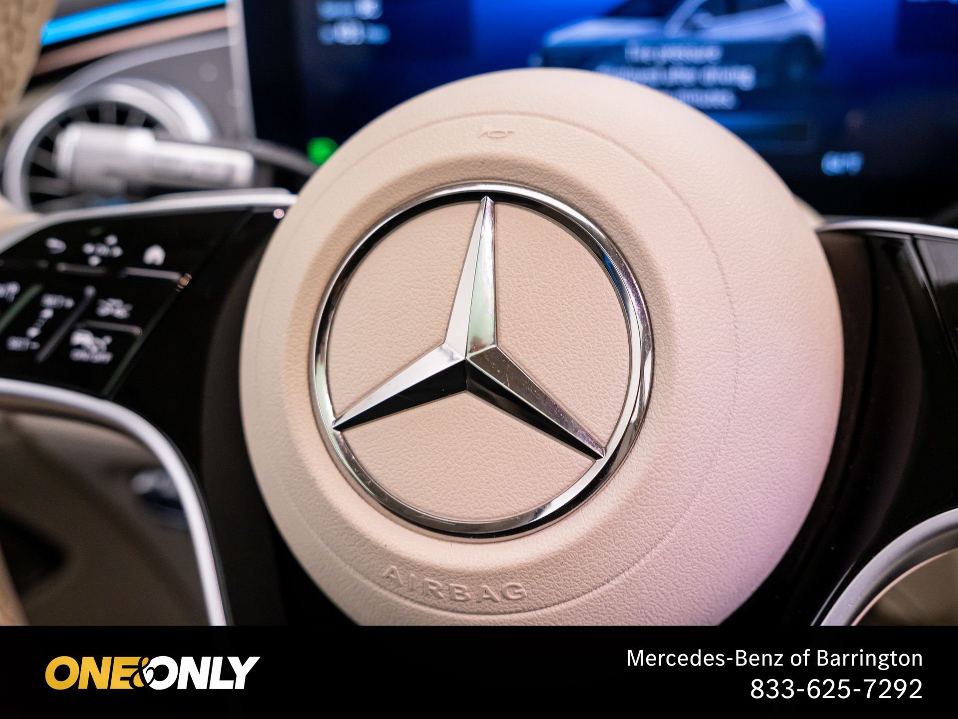 Used 2023 White Mercedes-Benz 450 image 27