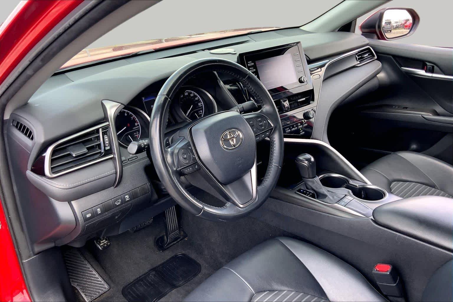 Used 2022 Supersonic Red Toyota SE image 17