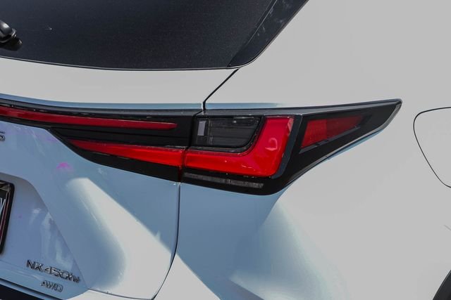 2026 Lexus NX 450h+ Premium - Photo 8
