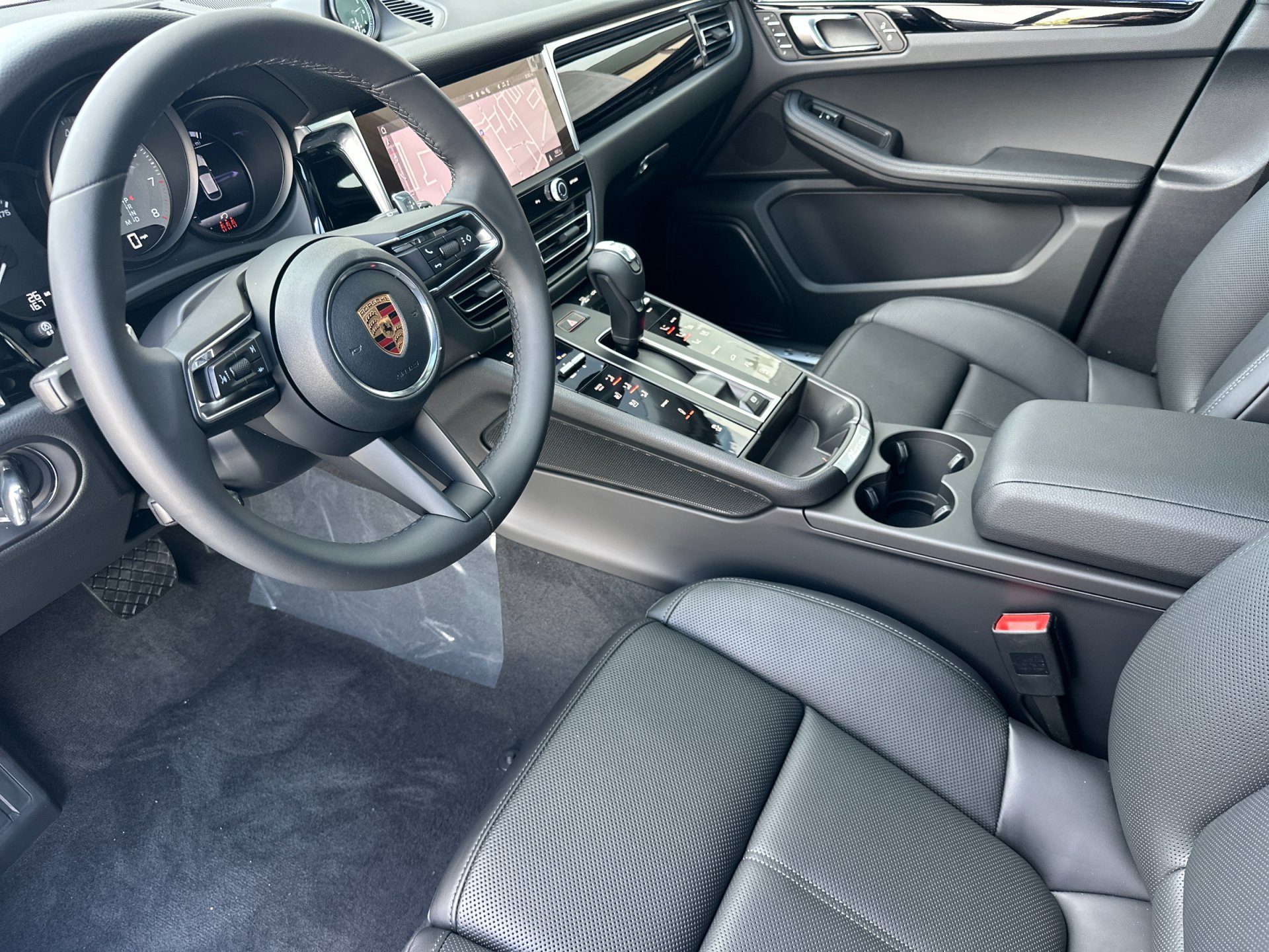 New 2026 Black Porsche S image 5
