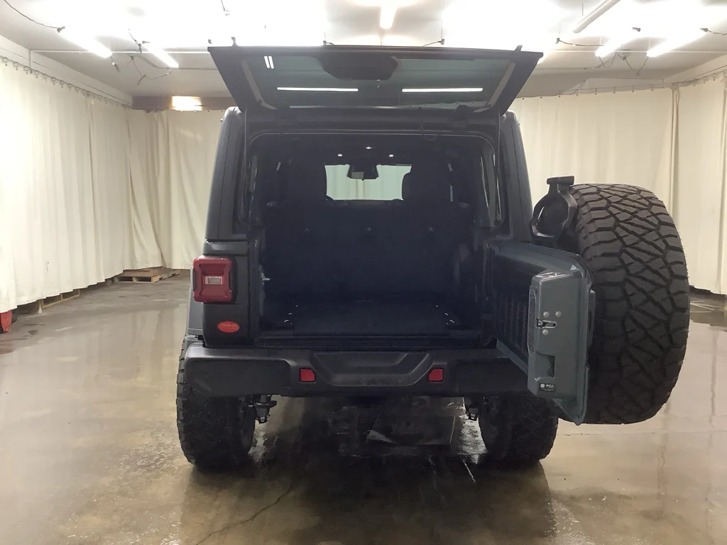 New 2026 Anvil Clear-Coat Exterior Paint Jeep Sport S image 8