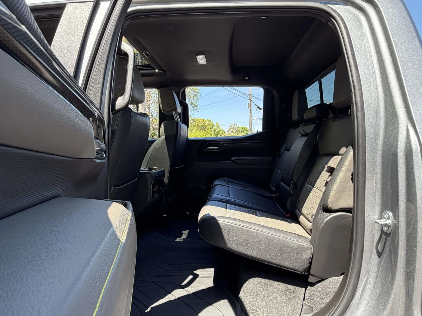 Used 2023 Gray Chevrolet ZR2 image 19