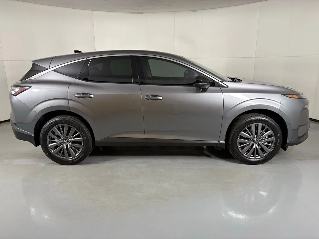 New 2026 Gun Metallic Nissan SL image 9