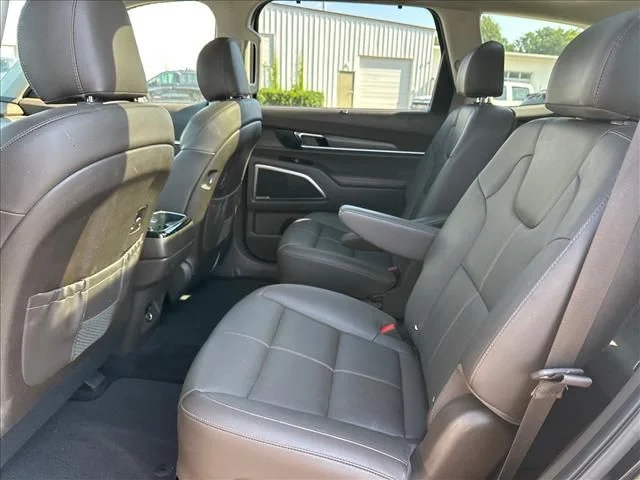 Used 2021 Black Kia SX image 19
