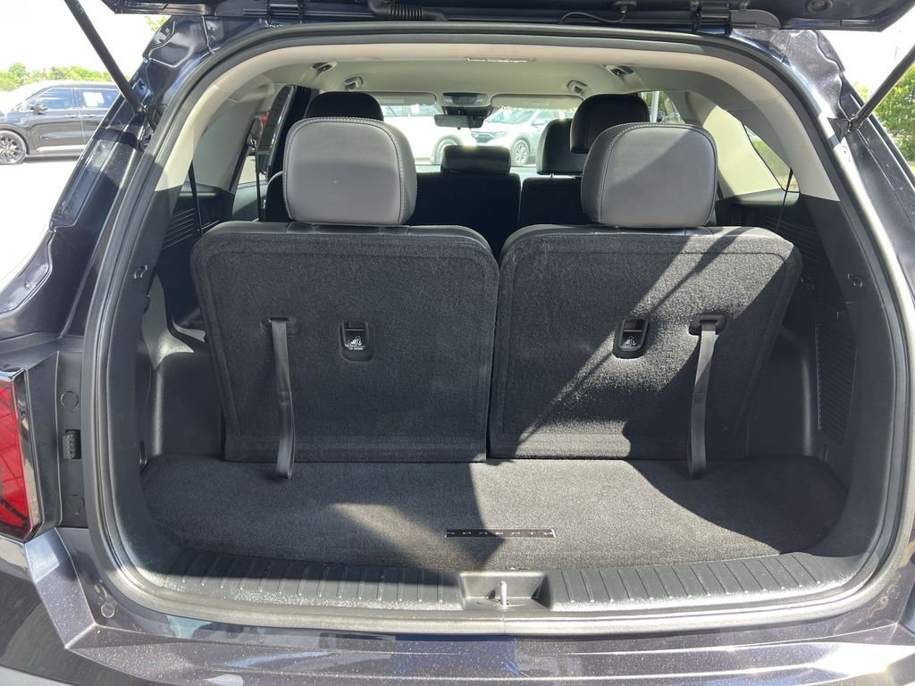 Used 2025 Gray Kia S image 25
