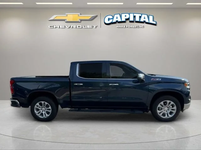 Used 2022 Northsky Blue Metallic Chevrolet LTZ image 6