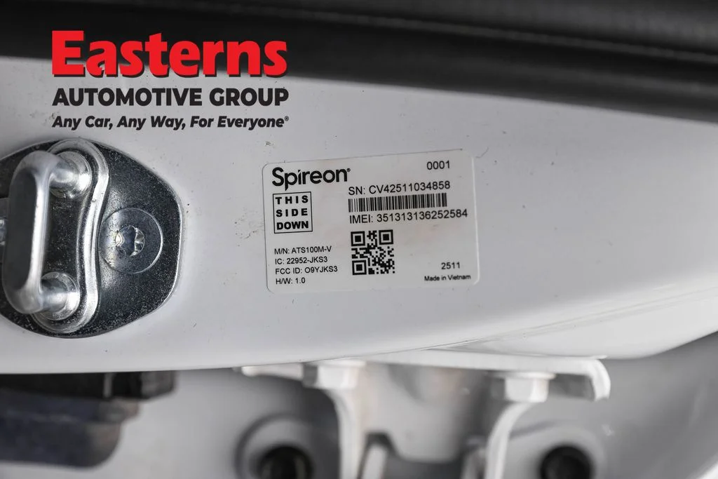 Used 2025 White Hyundai SEL image 35