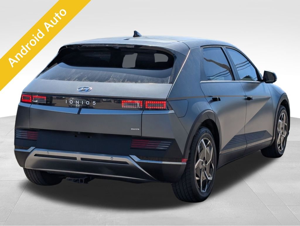 Used 2024 Gray Hyundai SEL image 5