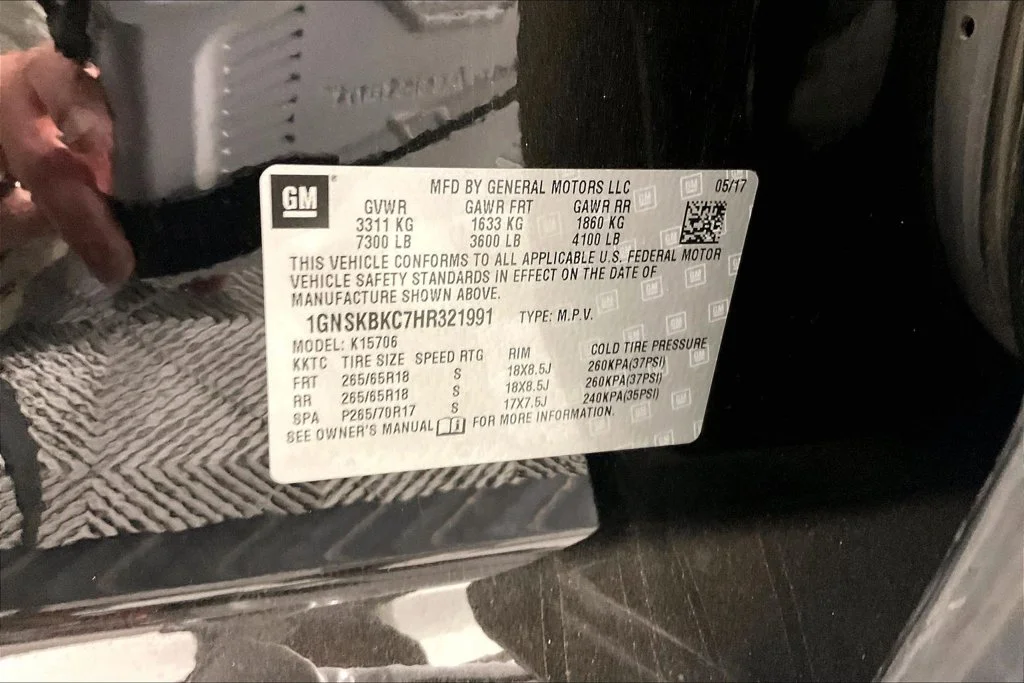 Used 2017 Black Chevrolet LT image 4