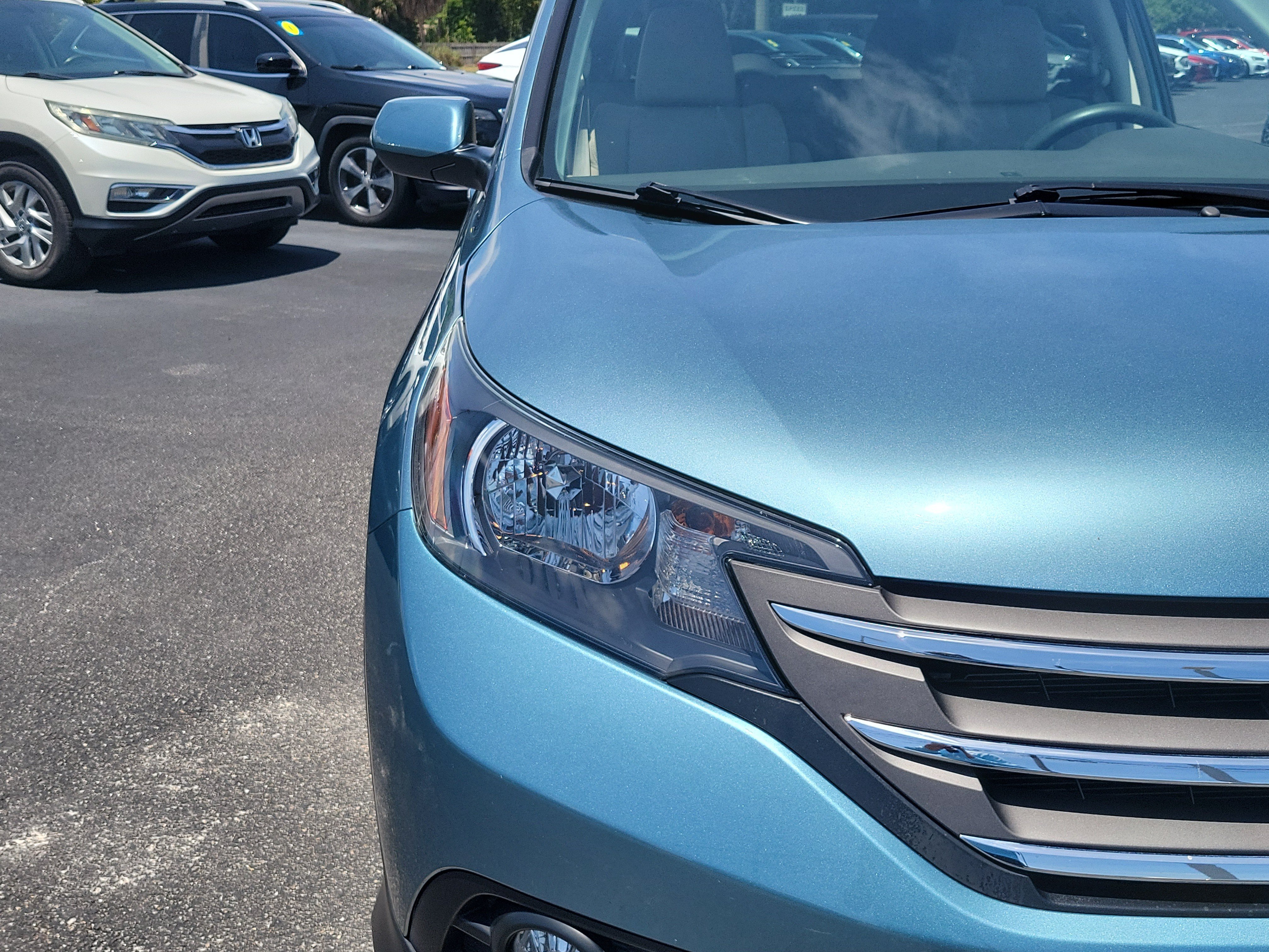 Used 2014 Mountain Air Metallic Honda EX image 6