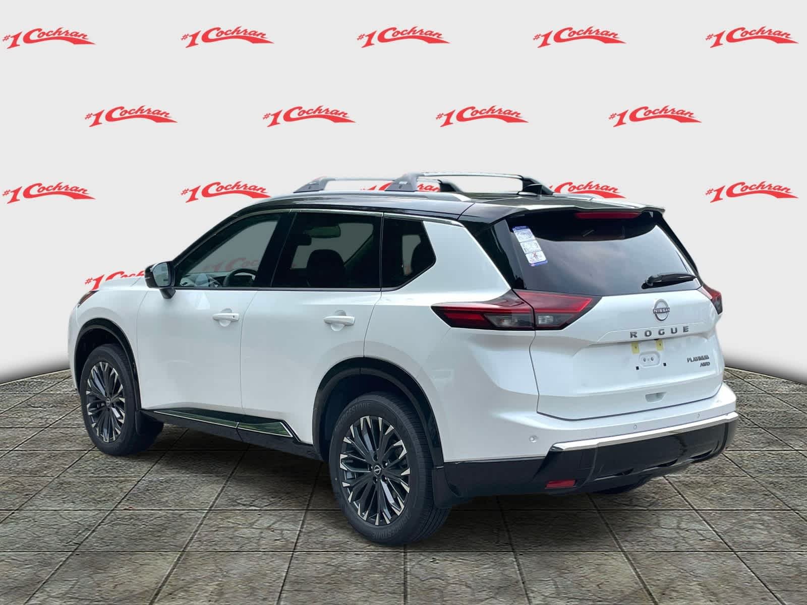 New 2026 Everest White Pearl/Super Black Nissan Platinum image 9